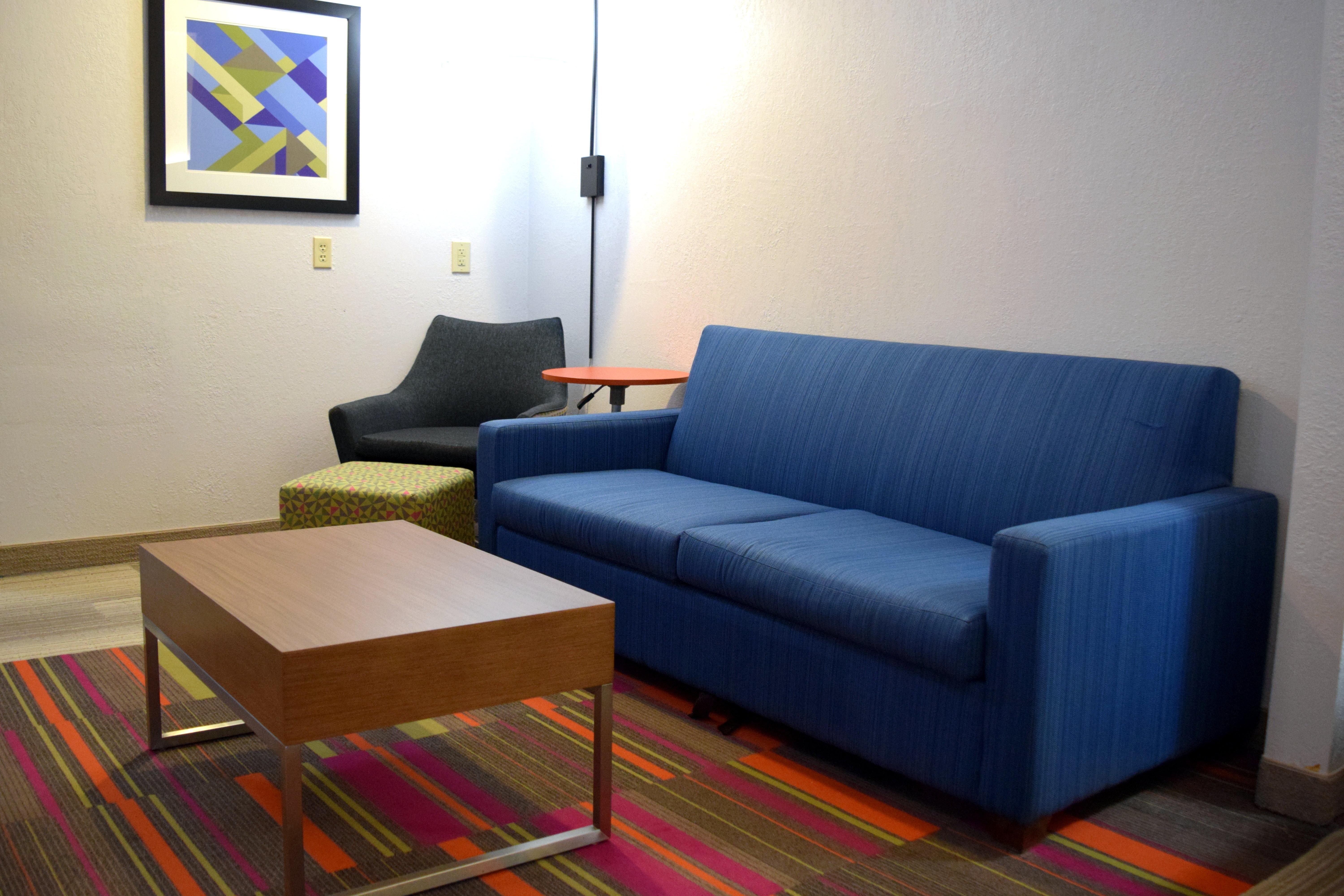 Express & By Ihg Batesville